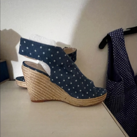 Victoria Secret Denim Blue Slingback Heels 7.5 with Matching A-line Dress/M/8. - Picture 7 of 10